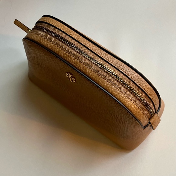 New Tory Burch Cosmetic case Robinson Cardamom 145USD Nordstrom designer - Picture 2 of 11